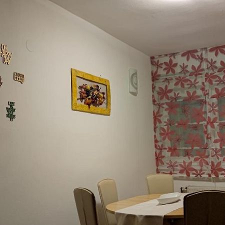 Carpe diem Gospić Exterior foto